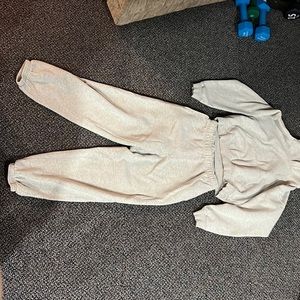 Aritzia sweatsuit